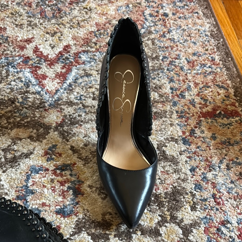 Elegant Black Women's Heels - Picture 3 of 7